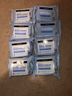 Neutrogena Makeup Remover Cleansing Wipes 8 Packs Total New Unopened